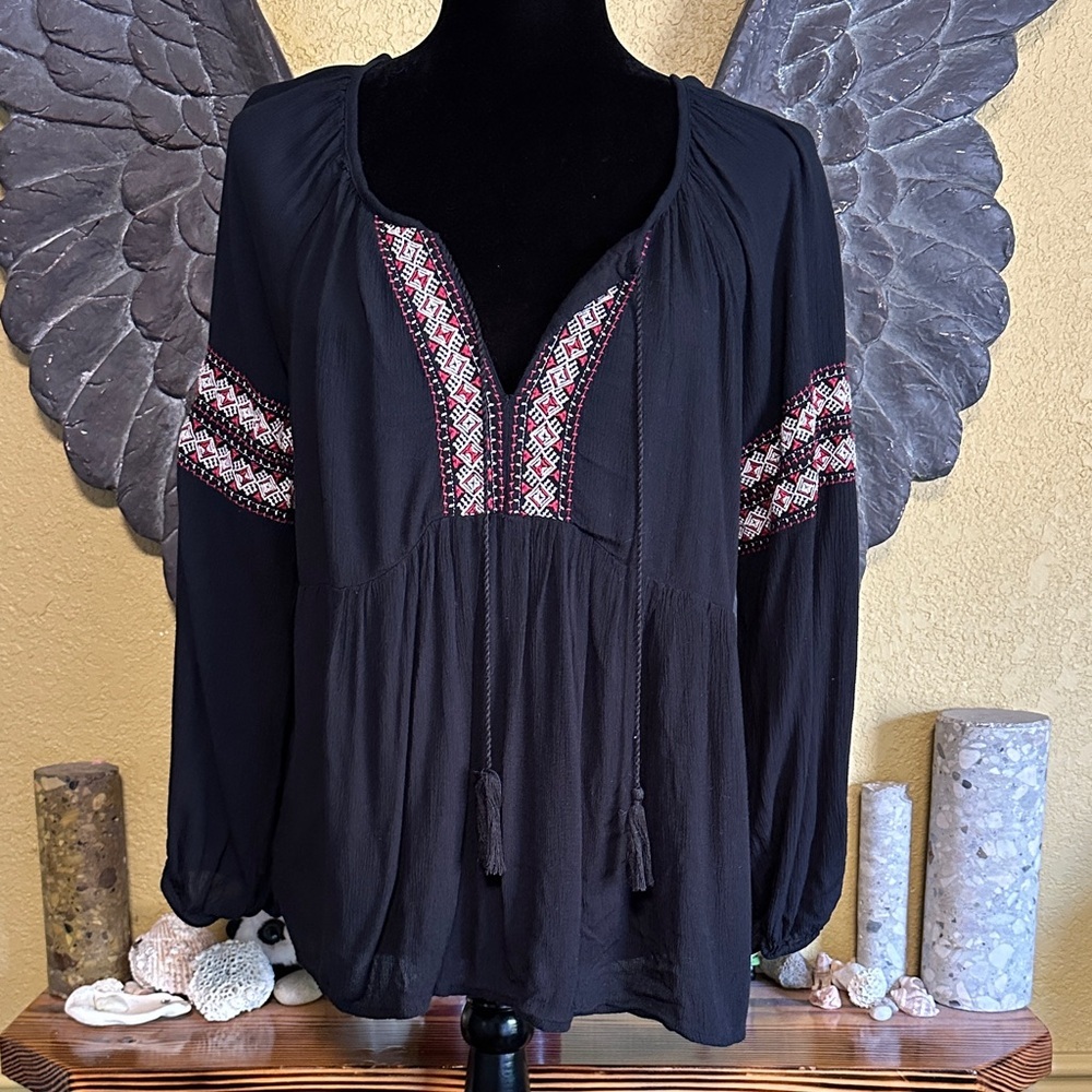 Old Navy Embroidered Black Top